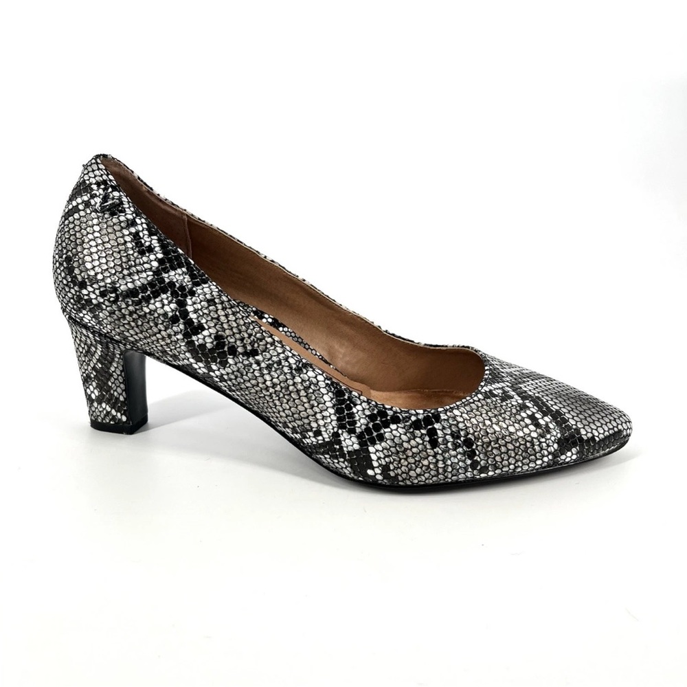 Vionic Mia Heels Womens Size 8 Snakeskin Print Leather Classic Pumps